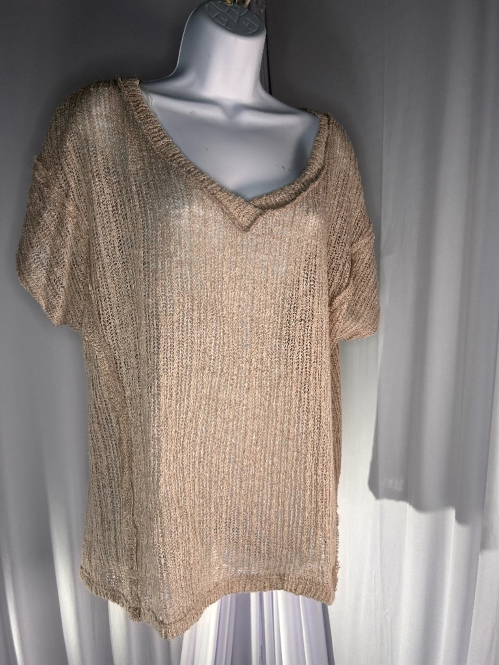 BKE Beige Knit V-Neck Short Sleeve Top